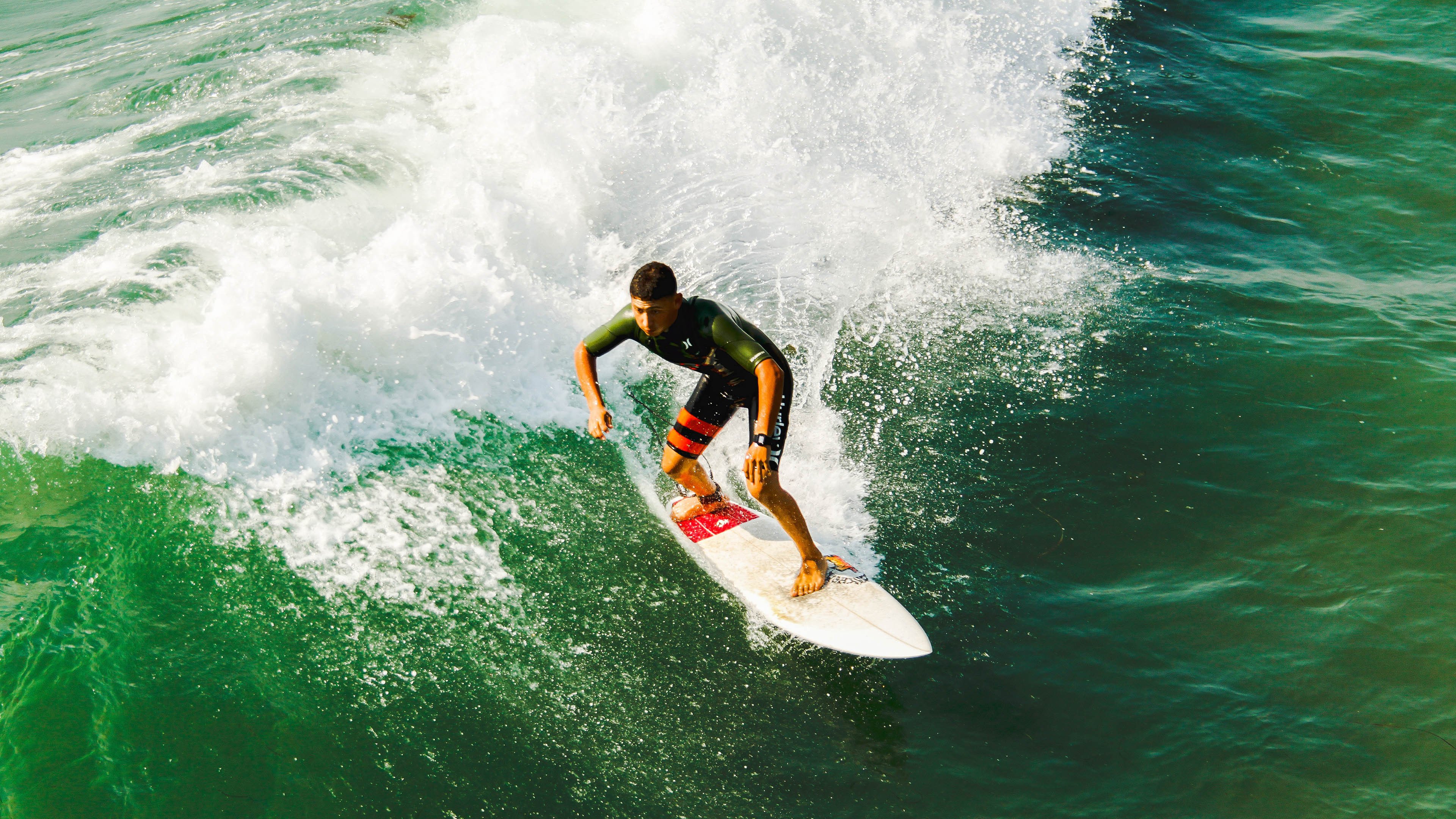 -《电竞硬件设备不断创新，专业电竞装备成为趋势》，电竞设备测评
